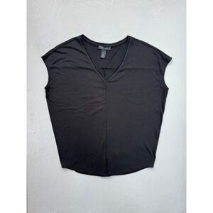 White House Black Market V Neck Tee Black XS Extended Shoulder Cap Sleeve